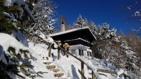 Charming chalet with panoramic view and private parking in Gruyère